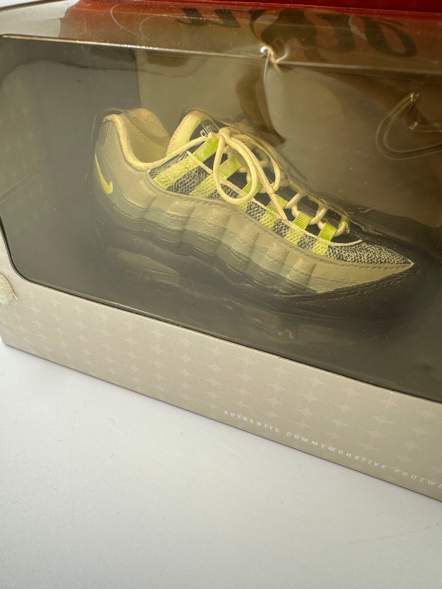 Bowen Air Max 95 OG Neon Model 1 of 6500